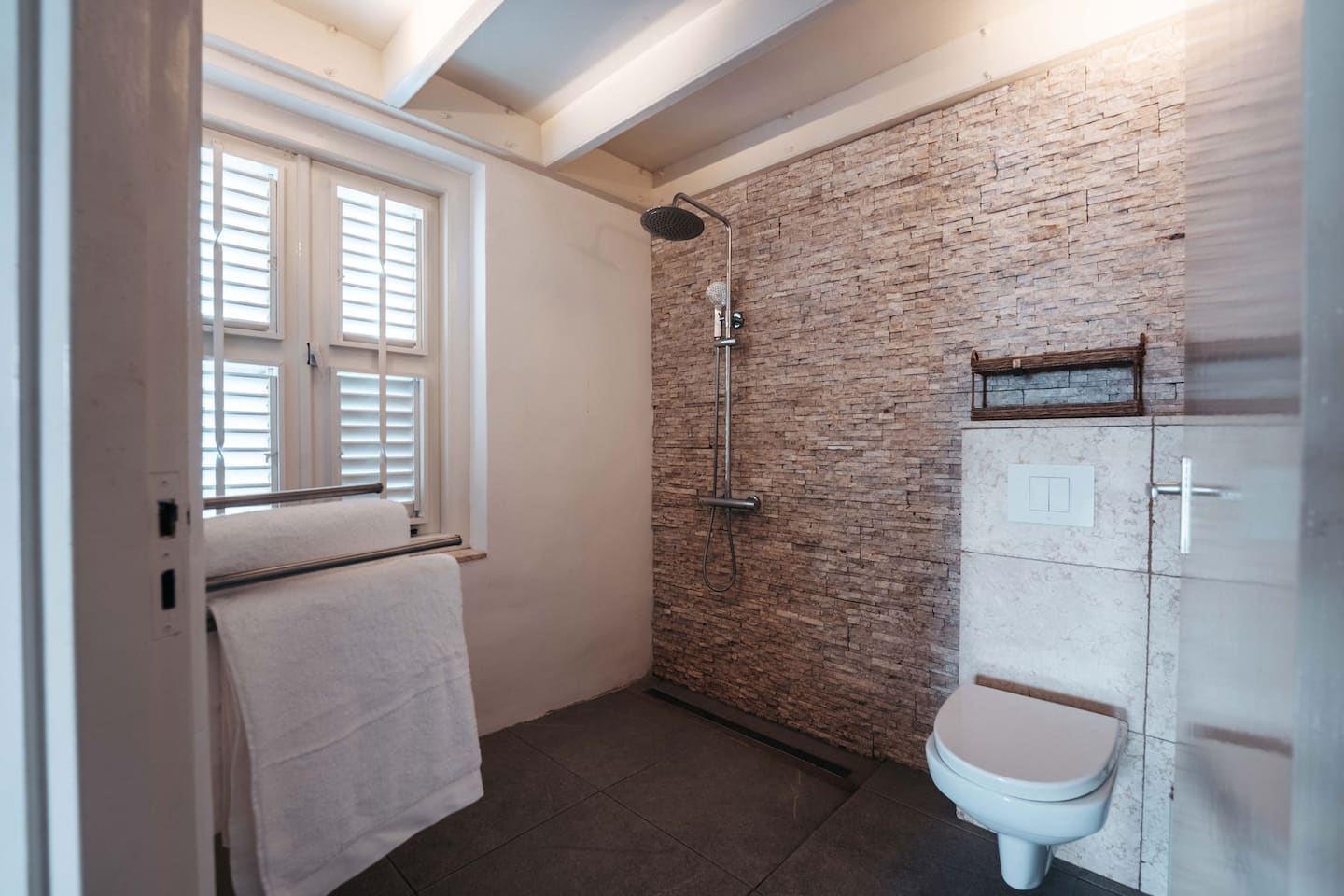 Spacious Apartment, photo 8
