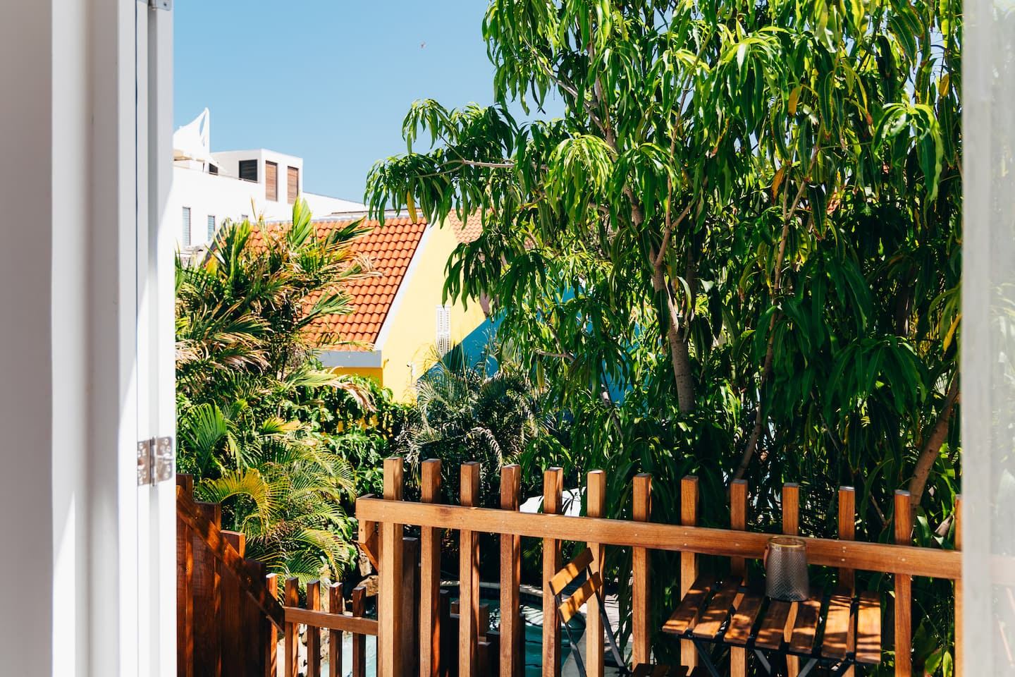 Tropical Poolside Studio, photo 14